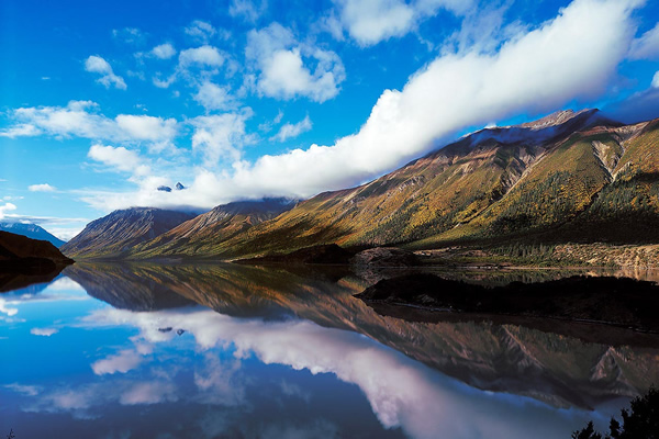 拉薩-納木錯-林芝-波密-崗云杉林-米堆-然烏-日喀則-珠峰11晚12日游