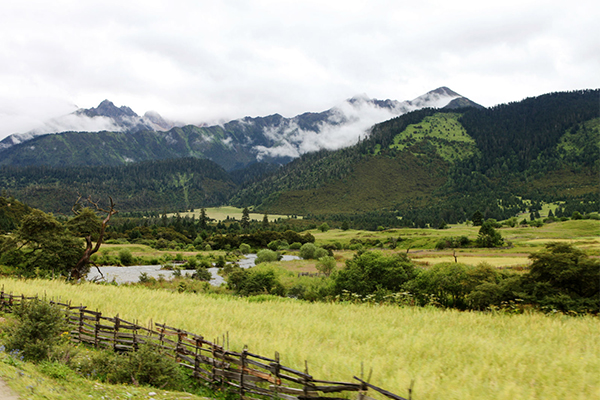 極奢環(huán)藏，拉薩，林芝，波密，魯朗林海，大峽谷，拉姆拉錯(cuò)，澤當(dāng)，珠峰，薩嘎，岡仁波齊，古格王朝，獅泉河，扎林寺，當(dāng)惹雍錯(cuò)，尼瑪，班戈，納木錯(cuò)20晚21日游