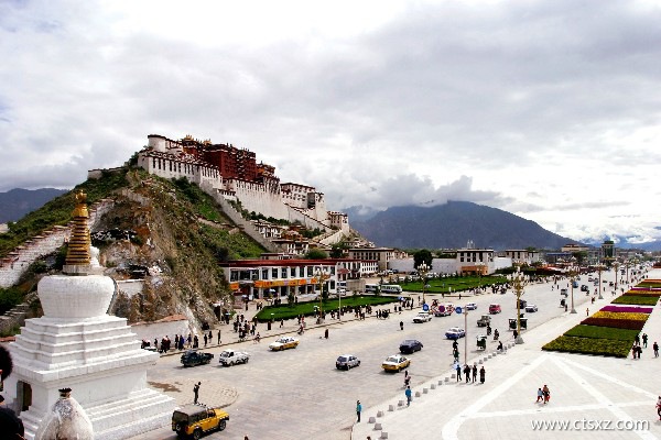 布達(dá)拉宮門(mén)票