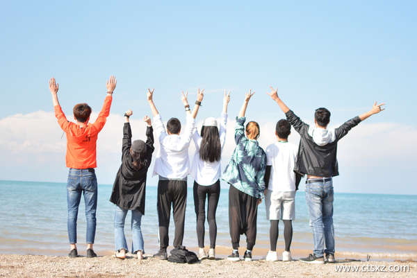 坐火車去西藏旅游費用