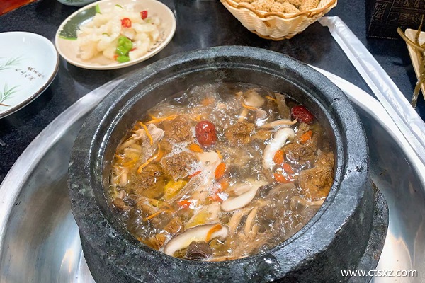 西藏10天9晚跟團游